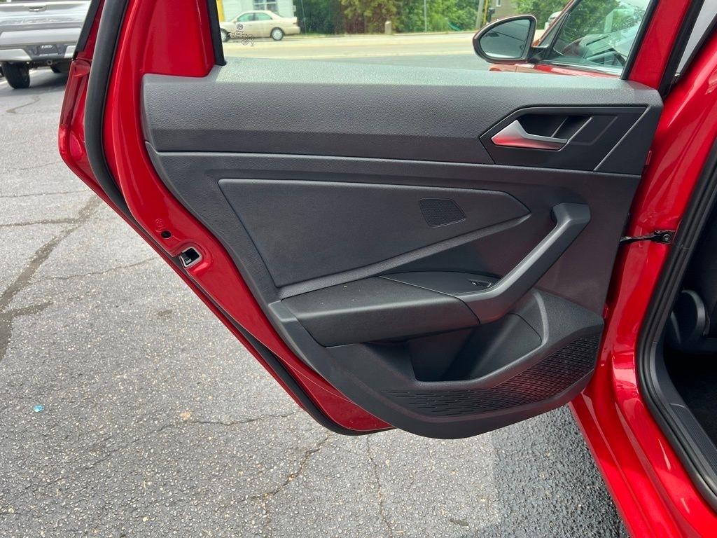 Volkswagen Jetta SE 2024