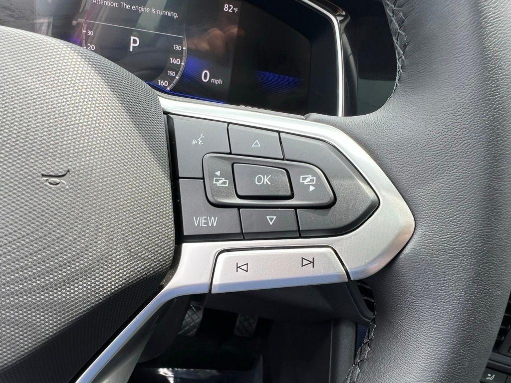 Volkswagen Jetta SE 2024