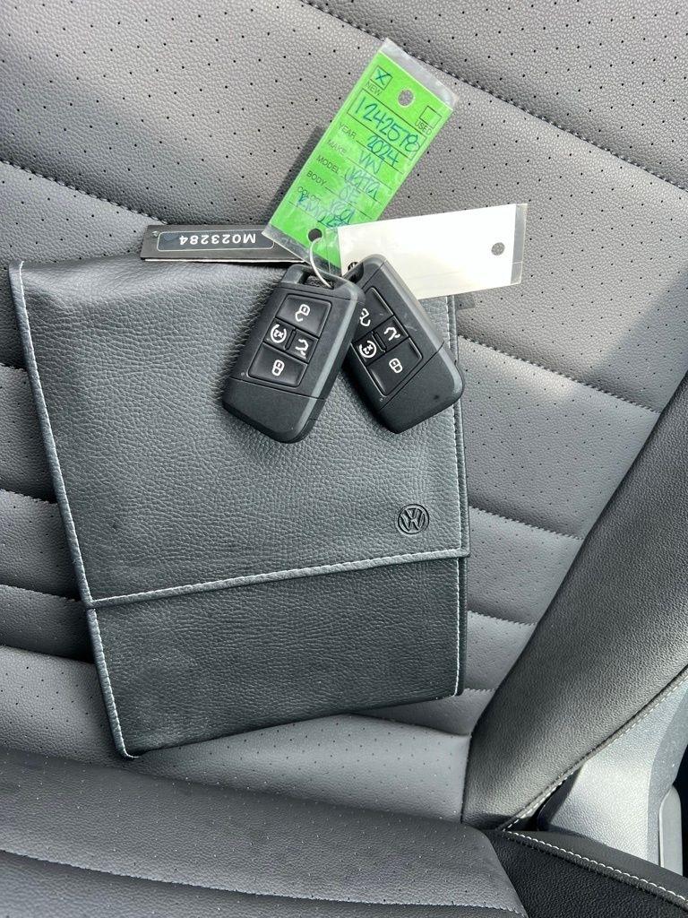 Volkswagen Jetta SE 2024