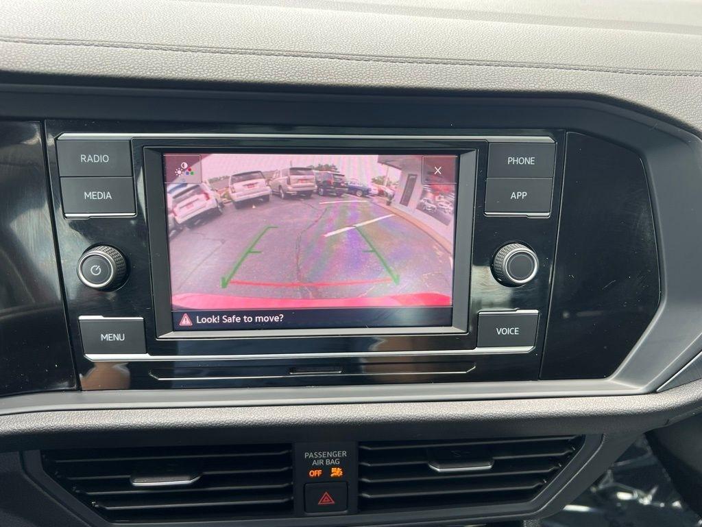 Volkswagen Jetta SE 2024