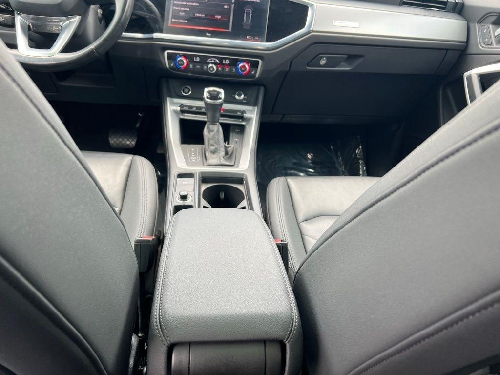 Audi Q3 S line Premium quattro 2023