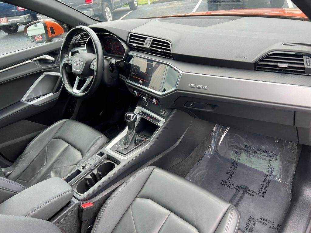 Audi Q3 S line Premium quattro 2023