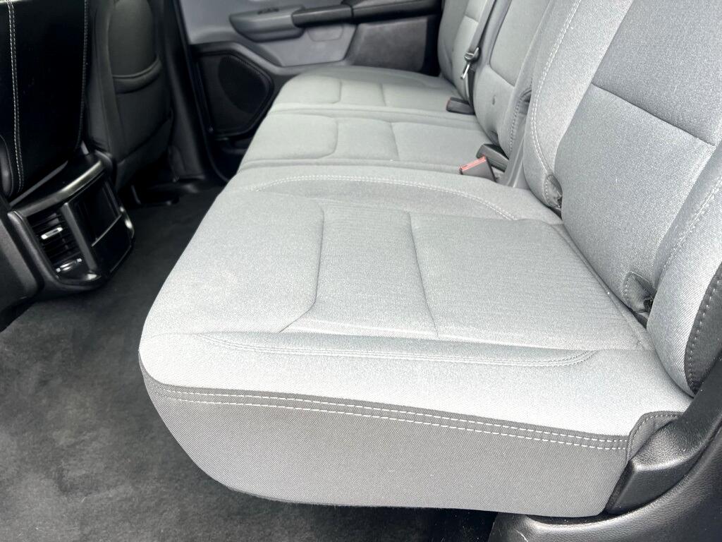 RAM 1500 Big Horn Crew Cab SWB 4WD 2020 RAM 1500 Big Horn Crew Cab SWB 4WD 2020