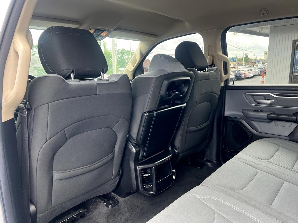 RAM 1500 Big Horn Crew Cab SWB 4WD 2020 RAM 1500 Big Horn Crew Cab SWB 4WD 2020