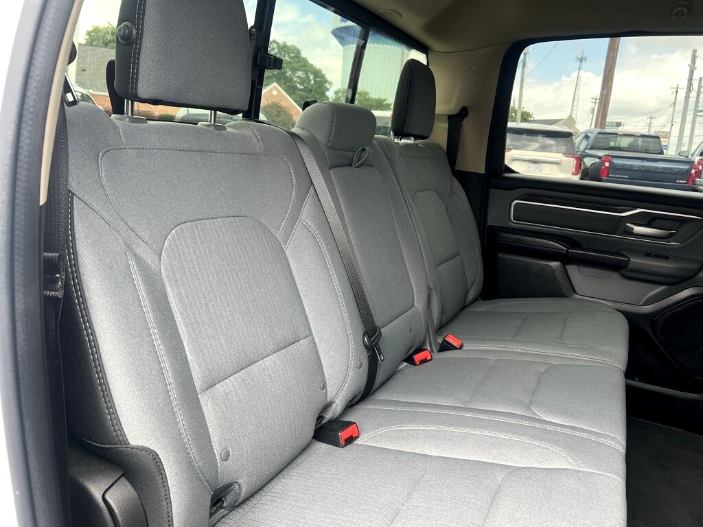 RAM 1500 Big Horn Crew Cab SWB 4WD 2020 RAM 1500 Big Horn Crew Cab SWB 4WD 2020