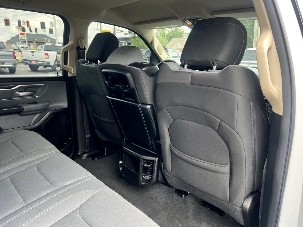 RAM 1500 Big Horn Crew Cab SWB 4WD 2020 RAM 1500 Big Horn Crew Cab SWB 4WD 2020