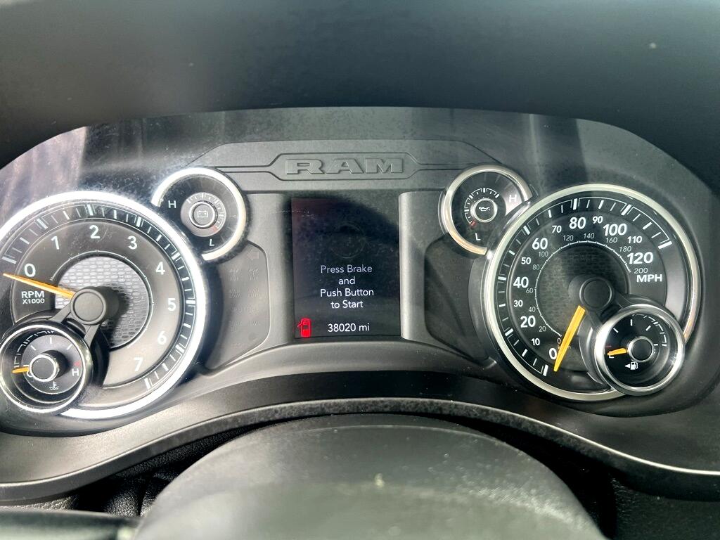 RAM 1500 Big Horn Crew Cab SWB 4WD 2020 RAM 1500 Big Horn Crew Cab SWB 4WD 2020