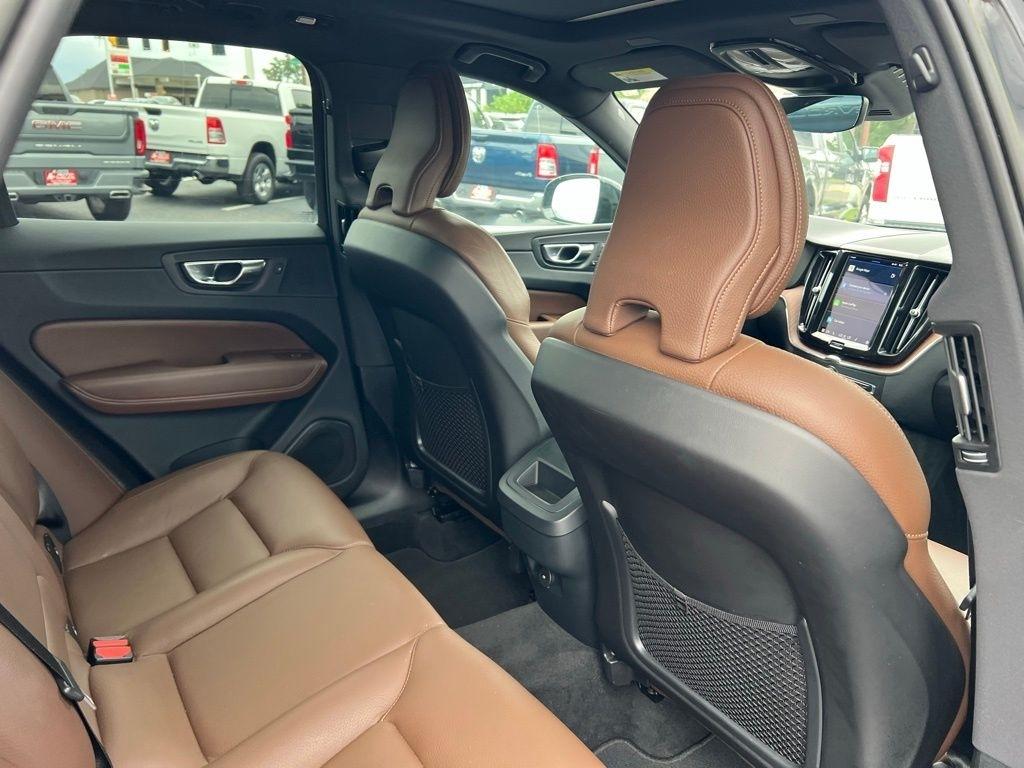 Volvo XC60 B5 Plus Dark AWD 2023