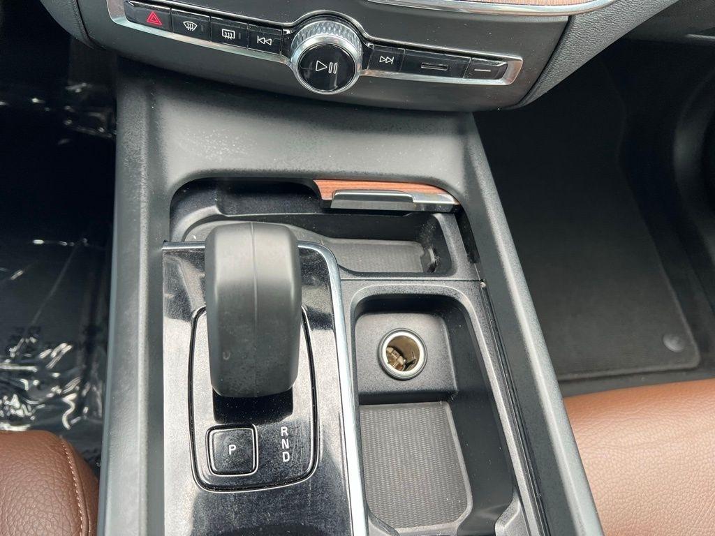 Volvo XC60 B5 Plus Dark AWD 2023