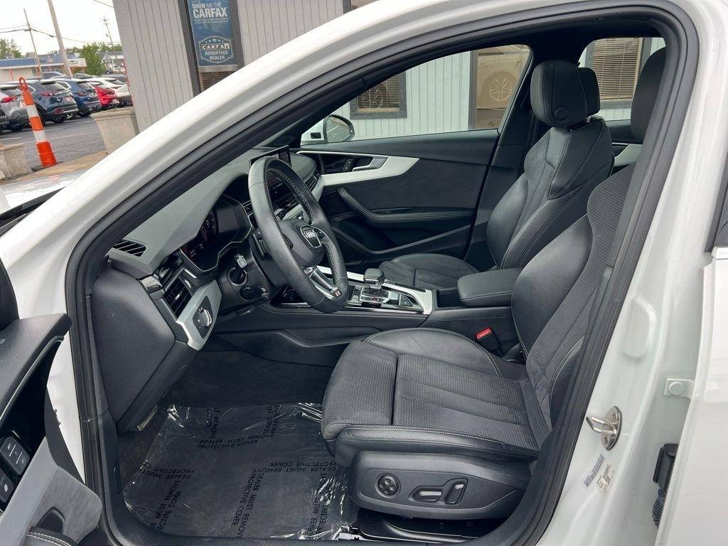 Audi A4 2.0 TFSI Auto Premium Plus quattro AWD 2022