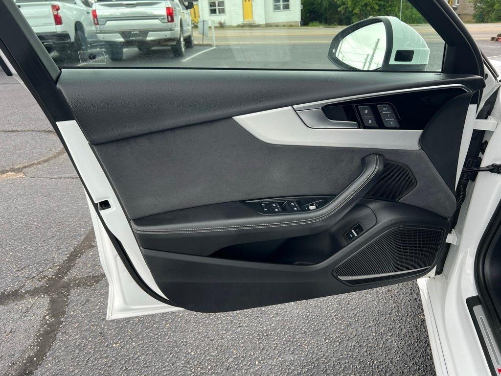 Audi A4 2.0 TFSI Auto Premium Plus quattro AWD 2022