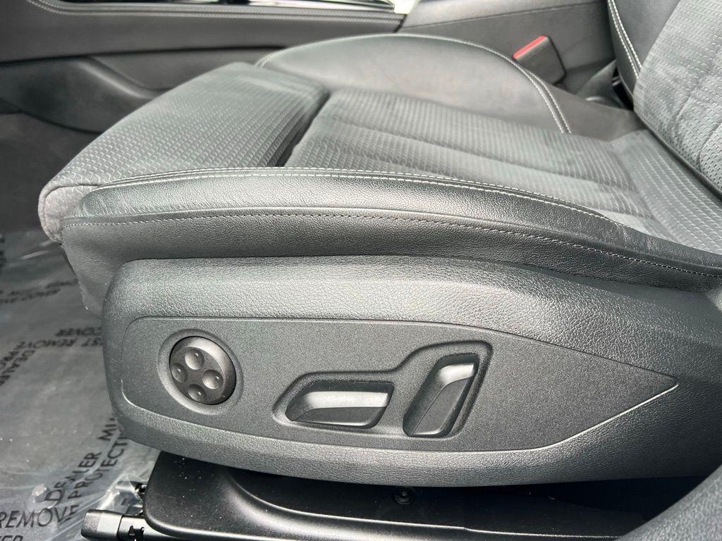 Audi A4 2.0 TFSI Auto Premium Plus quattro AWD 2022