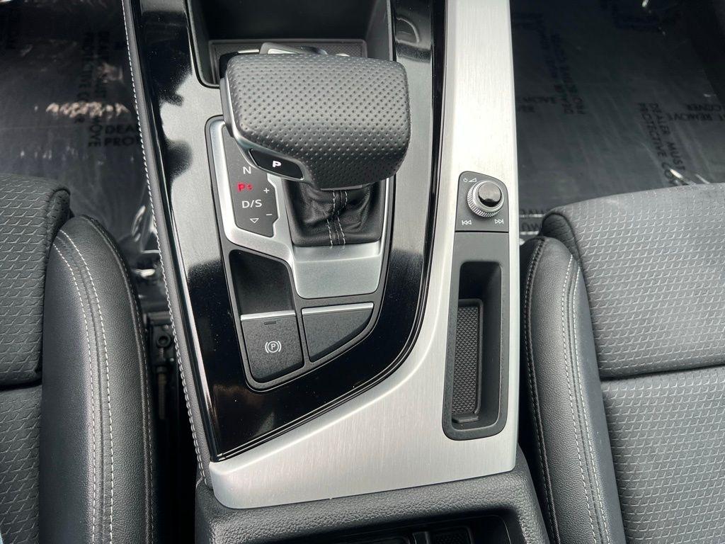 Audi A4 2.0 TFSI Auto Premium Plus quattro AWD 2022