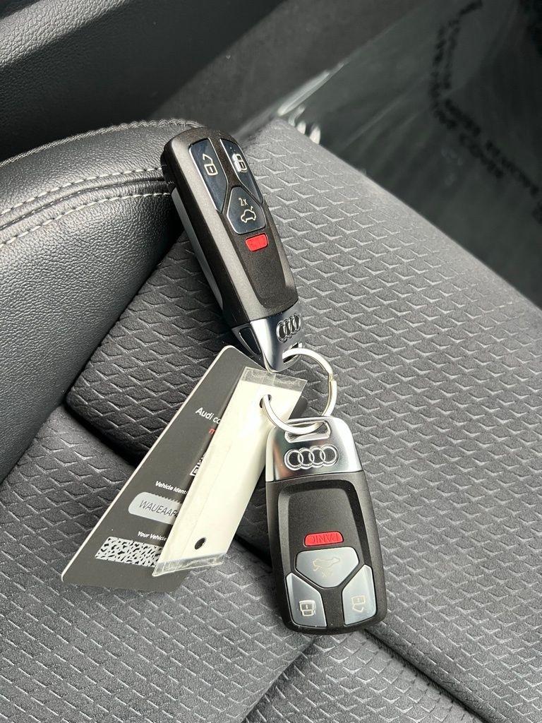 Audi A4 2.0 TFSI Auto Premium Plus quattro AWD 2022