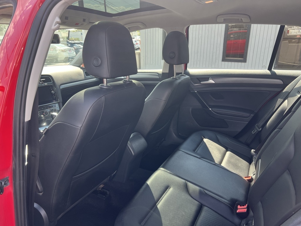 Volkswagen Golf TSI SE 6A 2018 Volkswagen Golf TSI SE 6A 2018