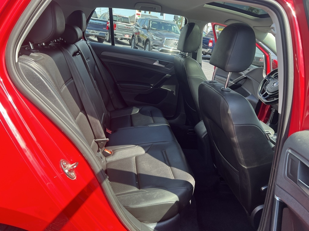 Volkswagen Golf TSI SE 6A 2018 Volkswagen Golf TSI SE 6A 2018