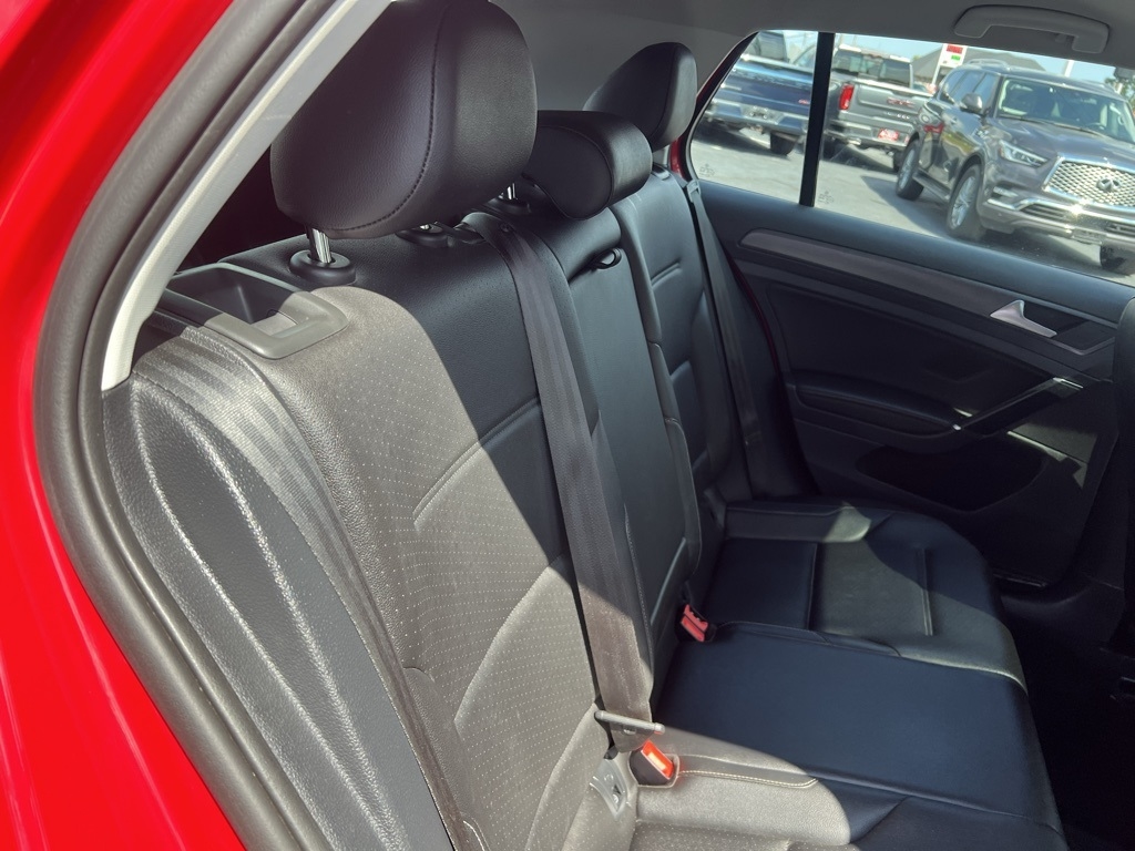 Volkswagen Golf TSI SE 6A 2018 Volkswagen Golf TSI SE 6A 2018