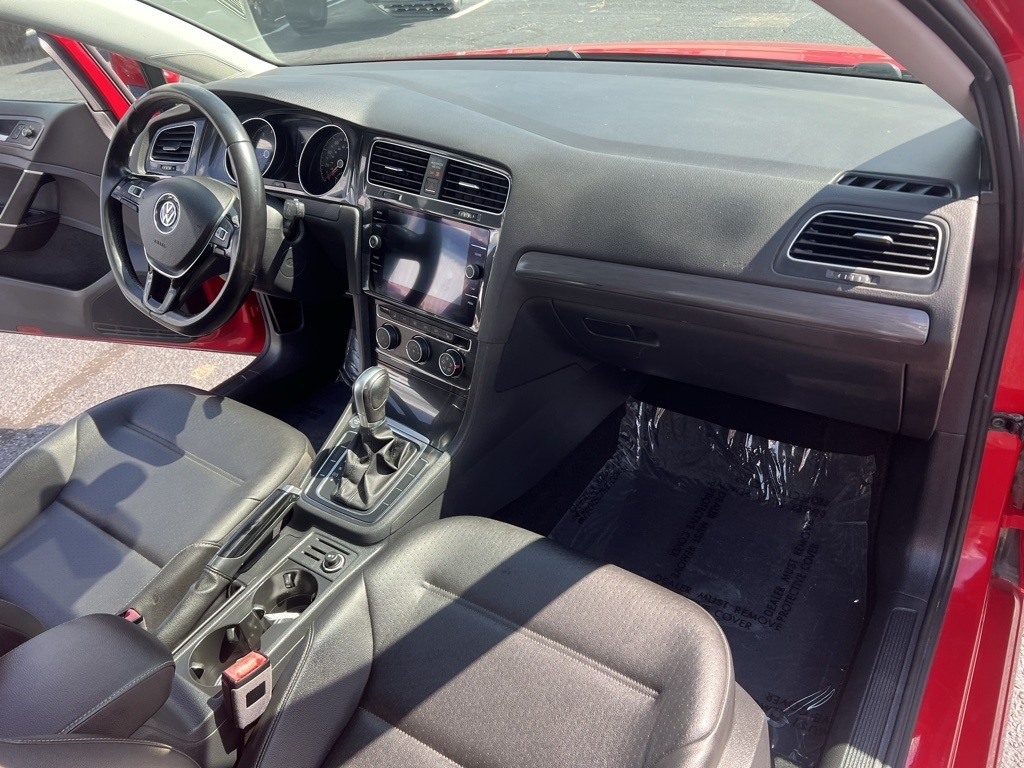 Volkswagen Golf TSI SE 6A 2018 Volkswagen Golf TSI SE 6A 2018