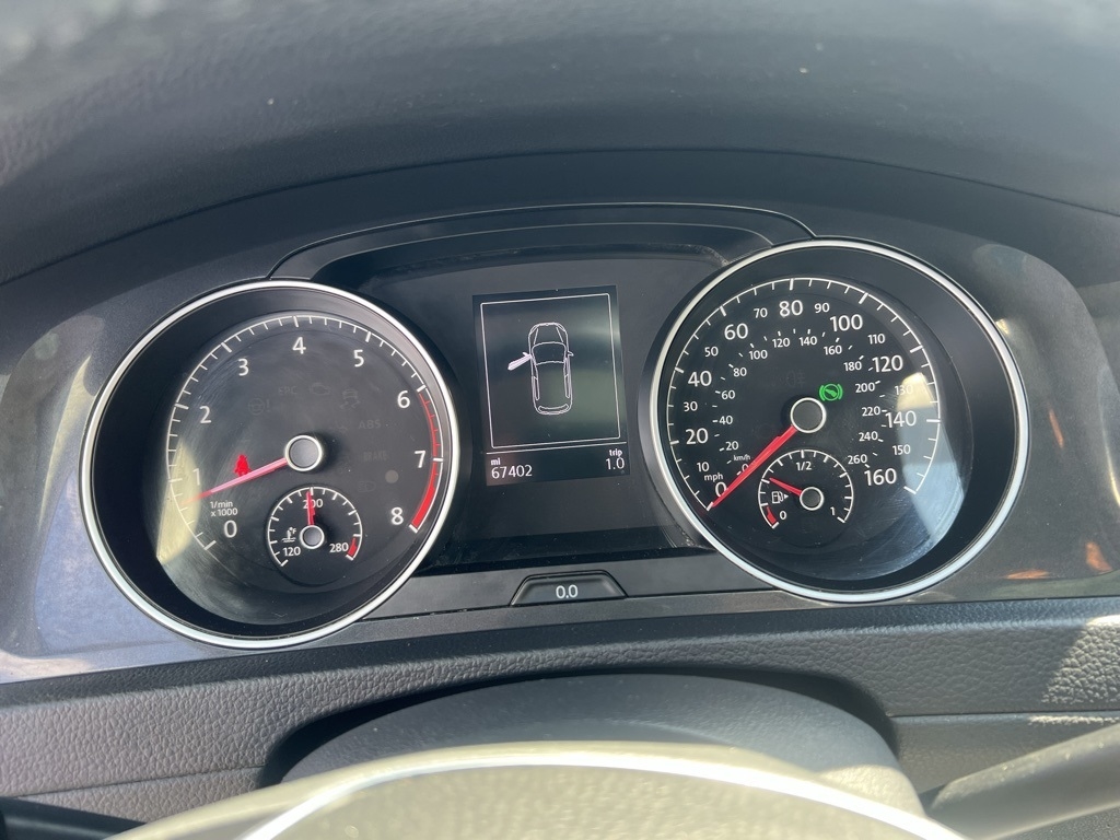 Volkswagen Golf TSI SE 6A 2018 Volkswagen Golf TSI SE 6A 2018