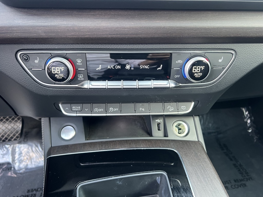 Audi Q5 S line Premium Plus 45 TFSI quattro 2022