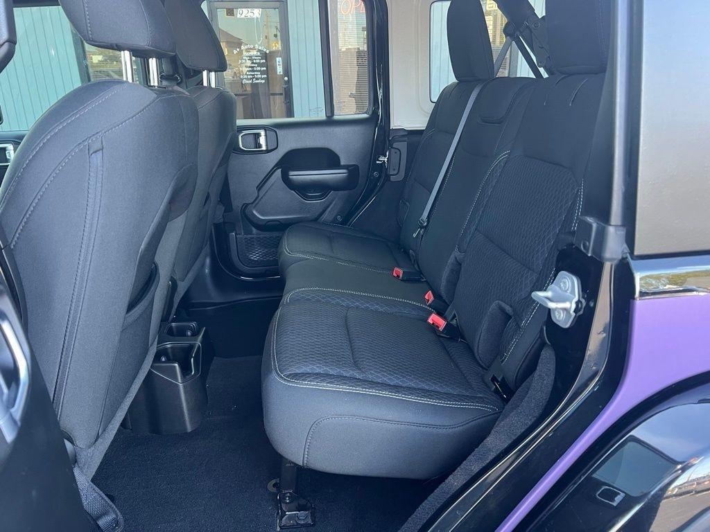 Jeep Wrangler Unlimited Sport 2021