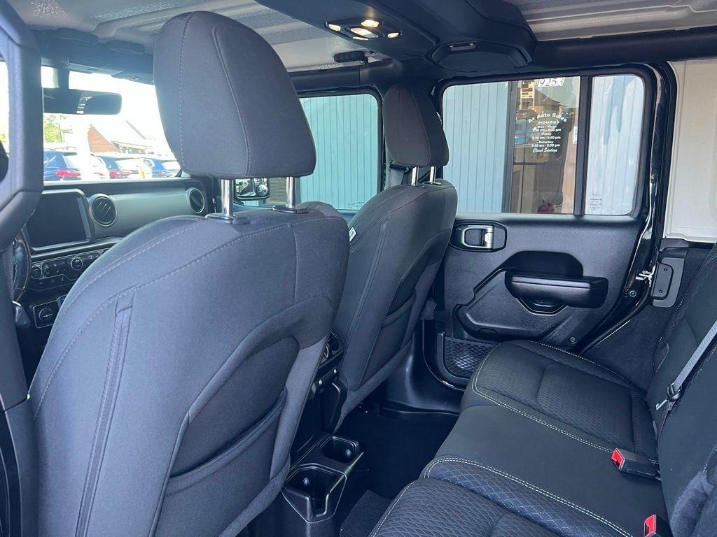 Jeep Wrangler Unlimited Sport 2021