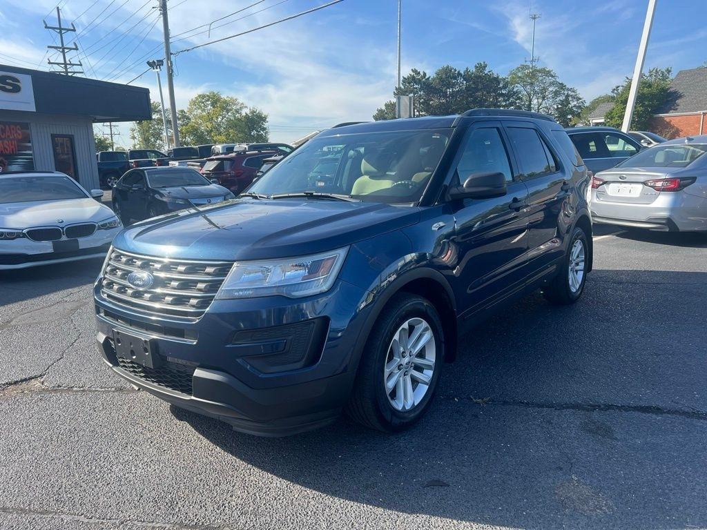 Ford Explorer Base 4WD 2017