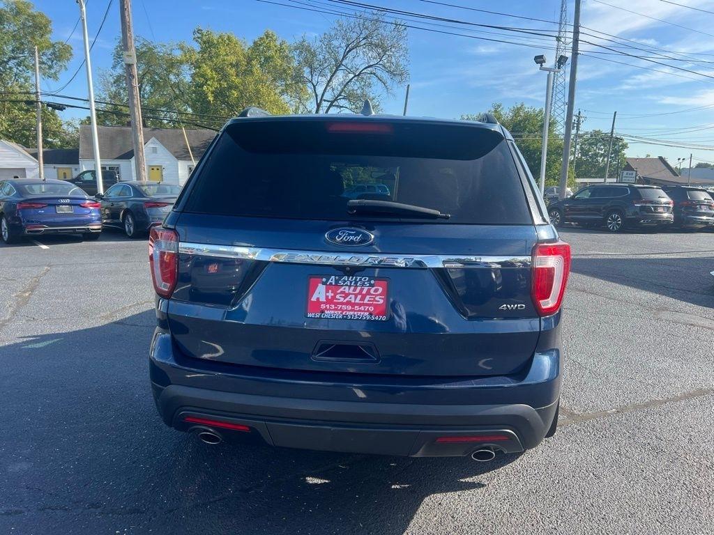 Ford Explorer Base 4WD 2017