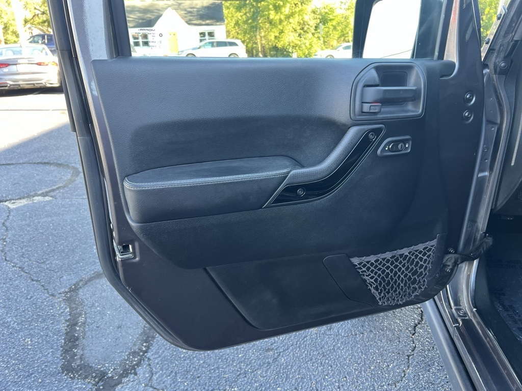 Jeep Wrangler Unlimited Sahara 4WD 2016