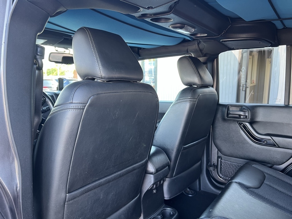 Jeep Wrangler Unlimited Sahara 4WD 2016