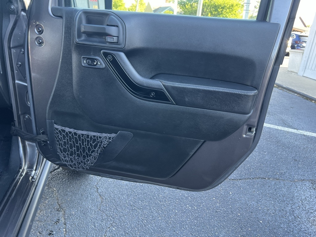 Jeep Wrangler Unlimited Sahara 4WD 2016