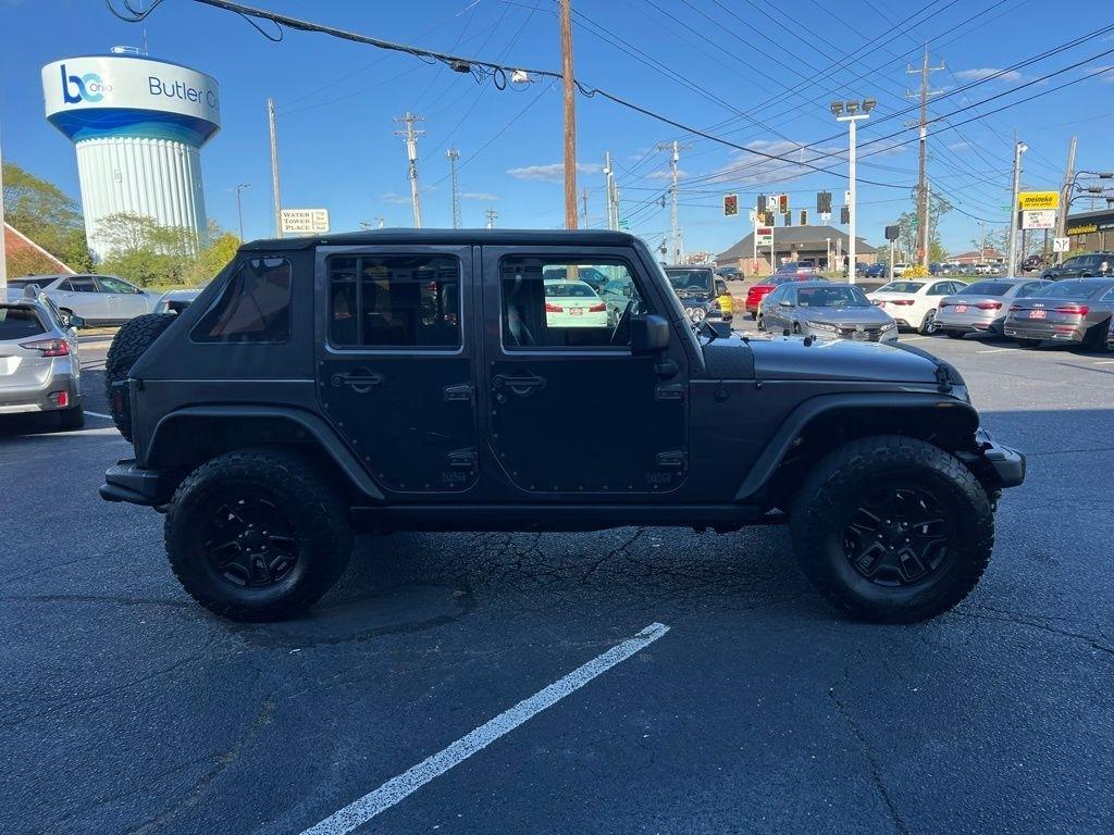 Jeep Wrangler Unlimited Sahara 4WD 2016
