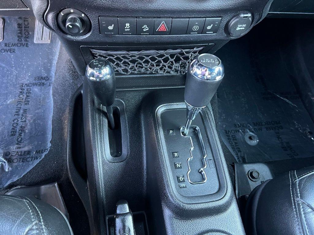 Jeep Wrangler Unlimited Sahara 4WD 2016