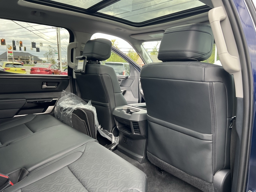 Toyota Tundra Limited CrewMax 4WD 2022 Toyota Tundra Limited CrewMax 4WD 2022