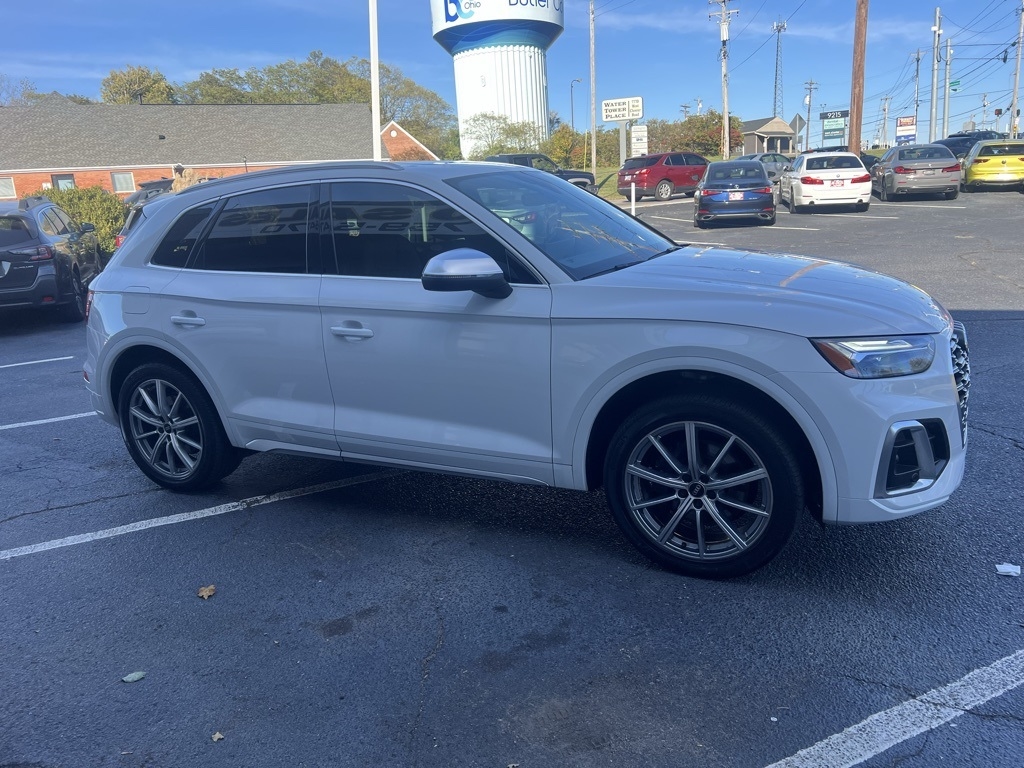 Audi SQ5 3.0T Premium Plus quattro 2022 Audi SQ5 3.0T Premium Plus quattro 2022