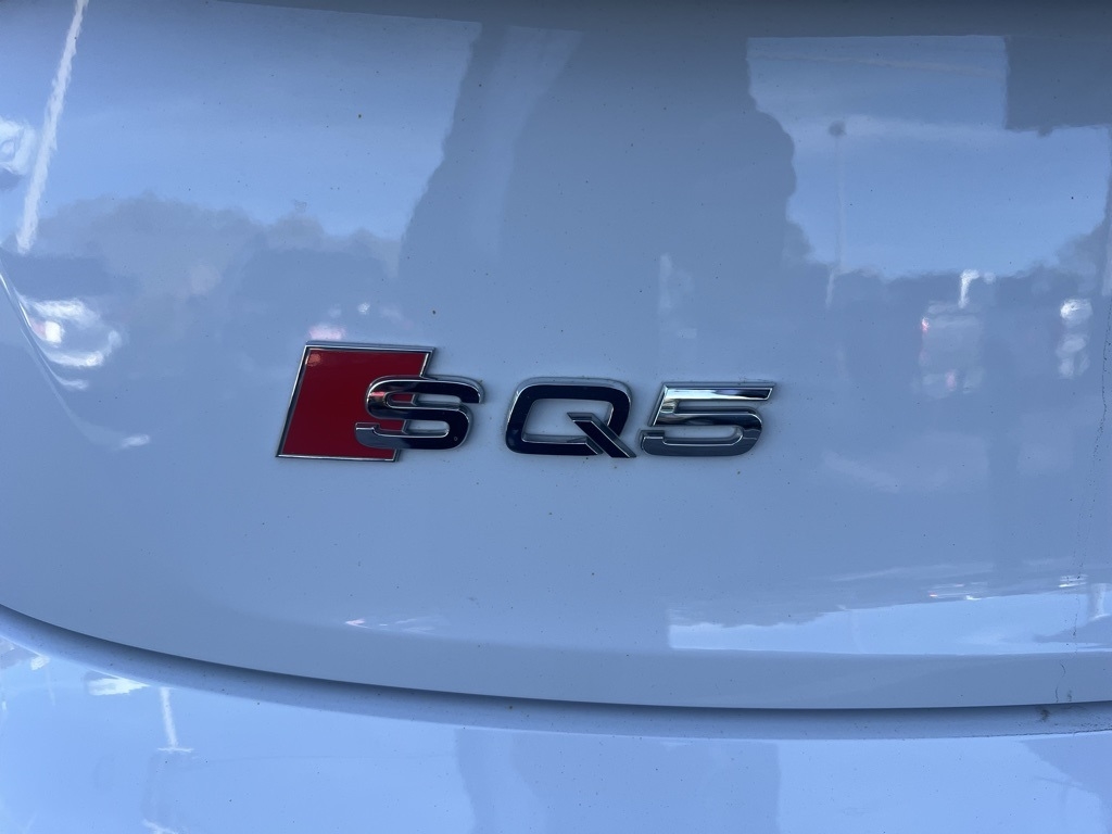 Audi SQ5 3.0T Premium Plus quattro 2022 Audi SQ5 3.0T Premium Plus quattro 2022