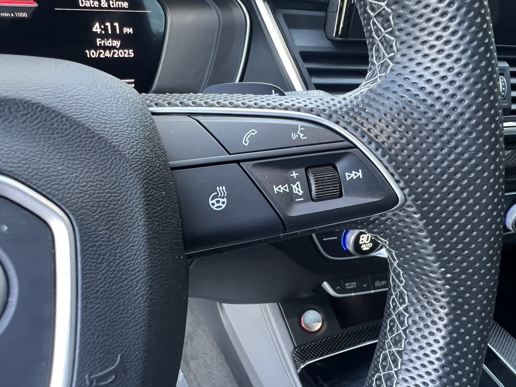 Audi SQ5 3.0T Premium Plus quattro 2022 Audi SQ5 3.0T Premium Plus quattro 2022
