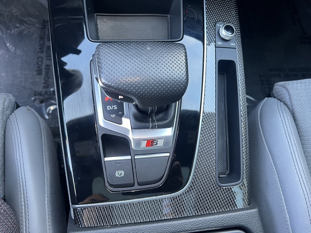 Audi SQ5 3.0T Premium Plus quattro 2022 Audi SQ5 3.0T Premium Plus quattro 2022