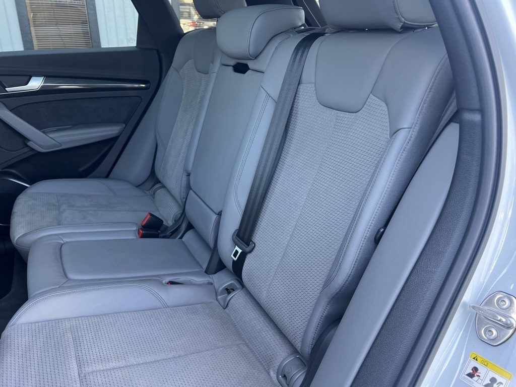 Audi SQ5 3.0T Premium Plus quattro 2022 Audi SQ5 3.0T Premium Plus quattro 2022