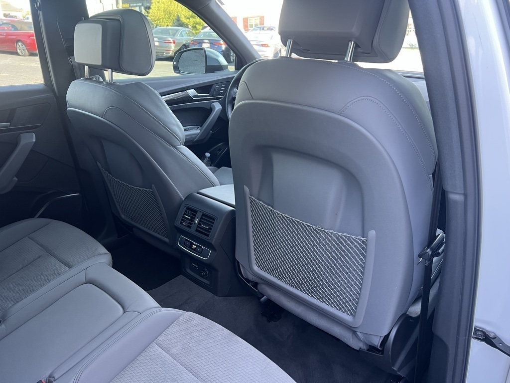 Audi SQ5 3.0T Premium Plus quattro 2022 Audi SQ5 3.0T Premium Plus quattro 2022