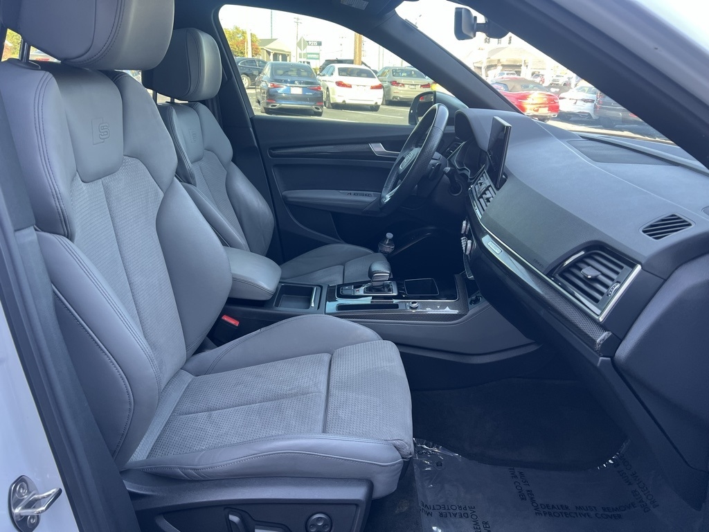 Audi SQ5 3.0T Premium Plus quattro 2022 Audi SQ5 3.0T Premium Plus quattro 2022