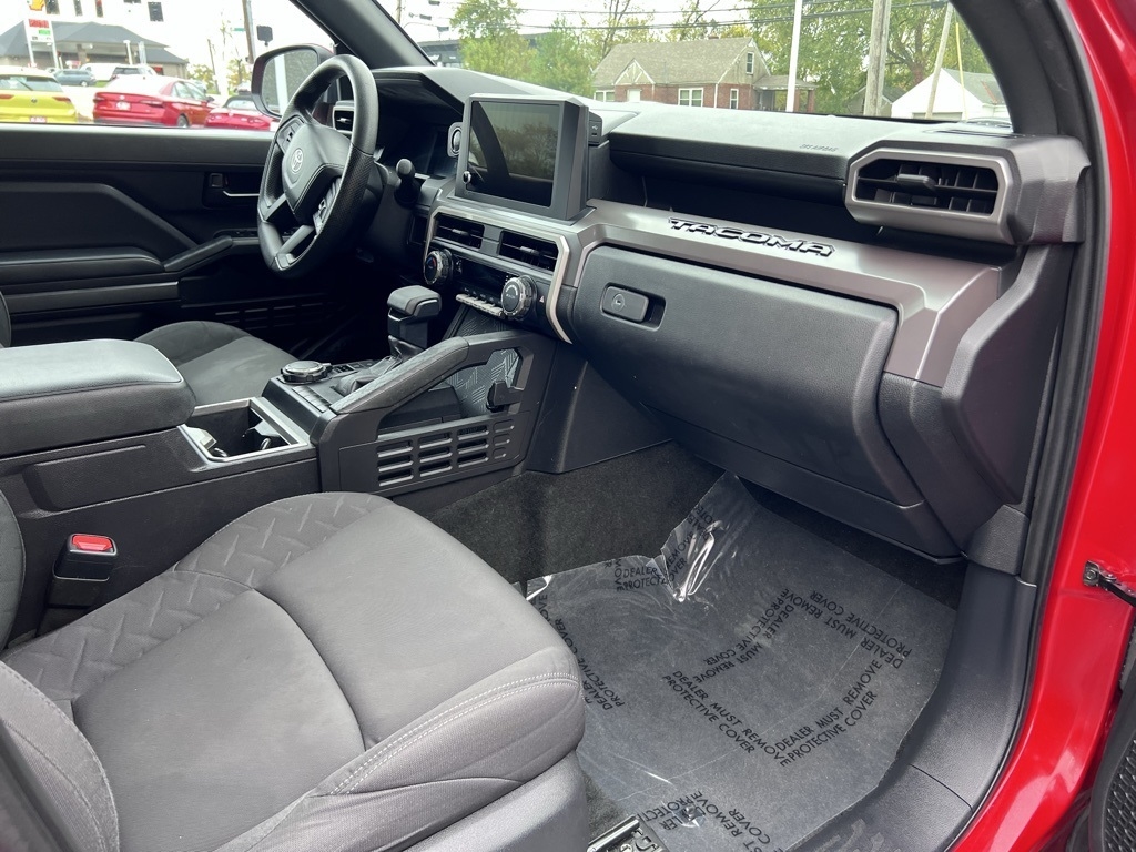 Toyota Tacoma SR5 Double Cab 4X4 V6 2024 Toyota Tacoma SR5 Double Cab 4X4 V6 2024