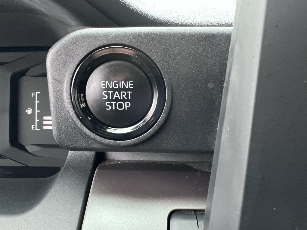 Toyota Tacoma SR5 Double Cab 4X4 V6 2024 Toyota Tacoma SR5 Double Cab 4X4 V6 2024