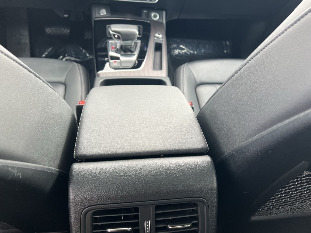 Audi Q5 2.0T Premium quattro 2023 Audi Q5 2.0T Premium quattro 2023