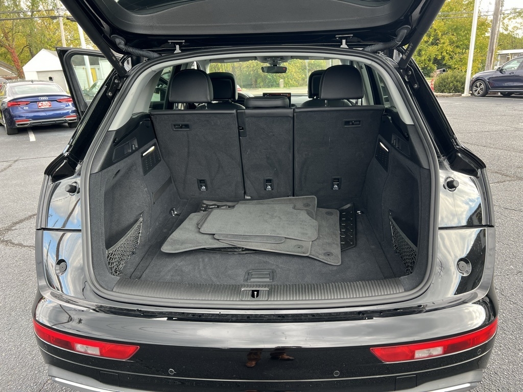 Audi Q5 2.0T Premium quattro 2023 Audi Q5 2.0T Premium quattro 2023