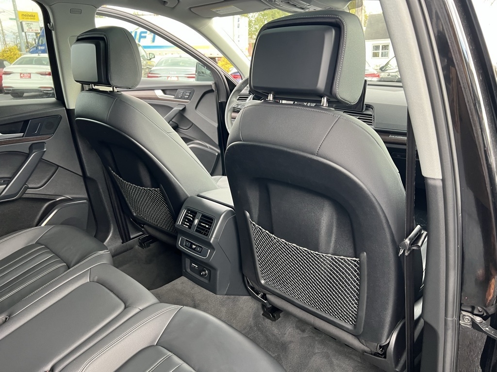 Audi Q5 2.0T Premium quattro 2023 Audi Q5 2.0T Premium quattro 2023