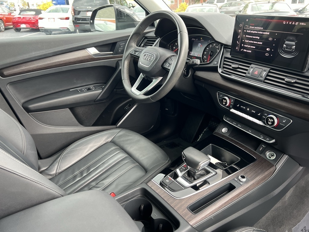 Audi Q5 2.0T Premium quattro 2023 Audi Q5 2.0T Premium quattro 2023