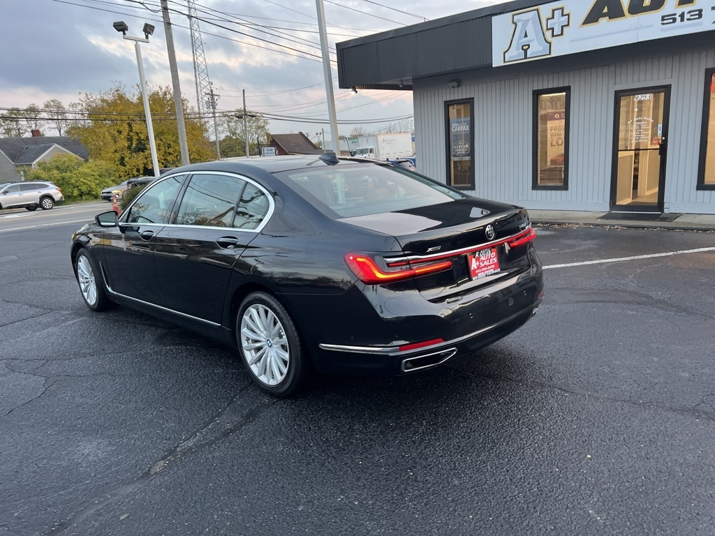 BMW 7-Series 740i xDrive 2021