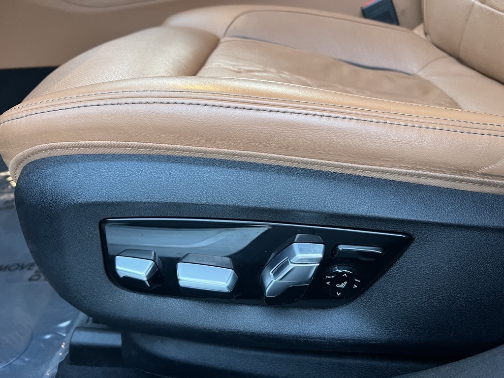 BMW 7-Series 740i xDrive 2021