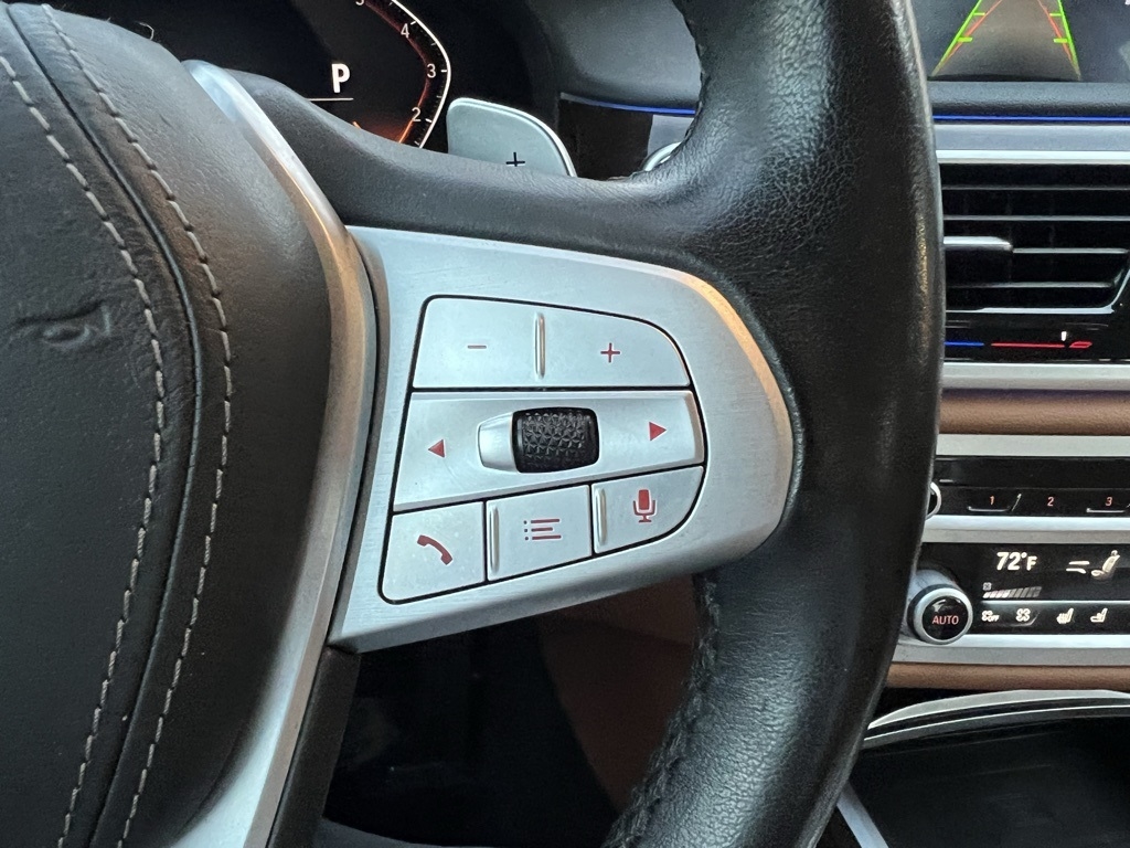 BMW 7-Series 740i xDrive 2021